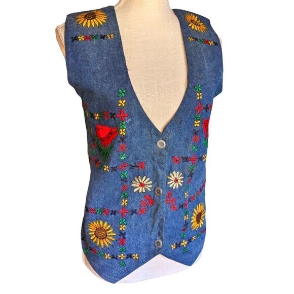 Agaro vintage blue vest with embroidered flowers size medium - Picture 1 of 8
